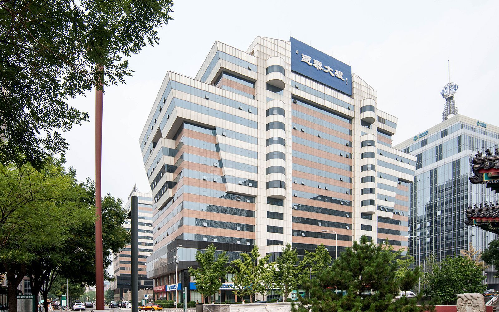 北京通泰大厦办公场所装修改造2022.jpg